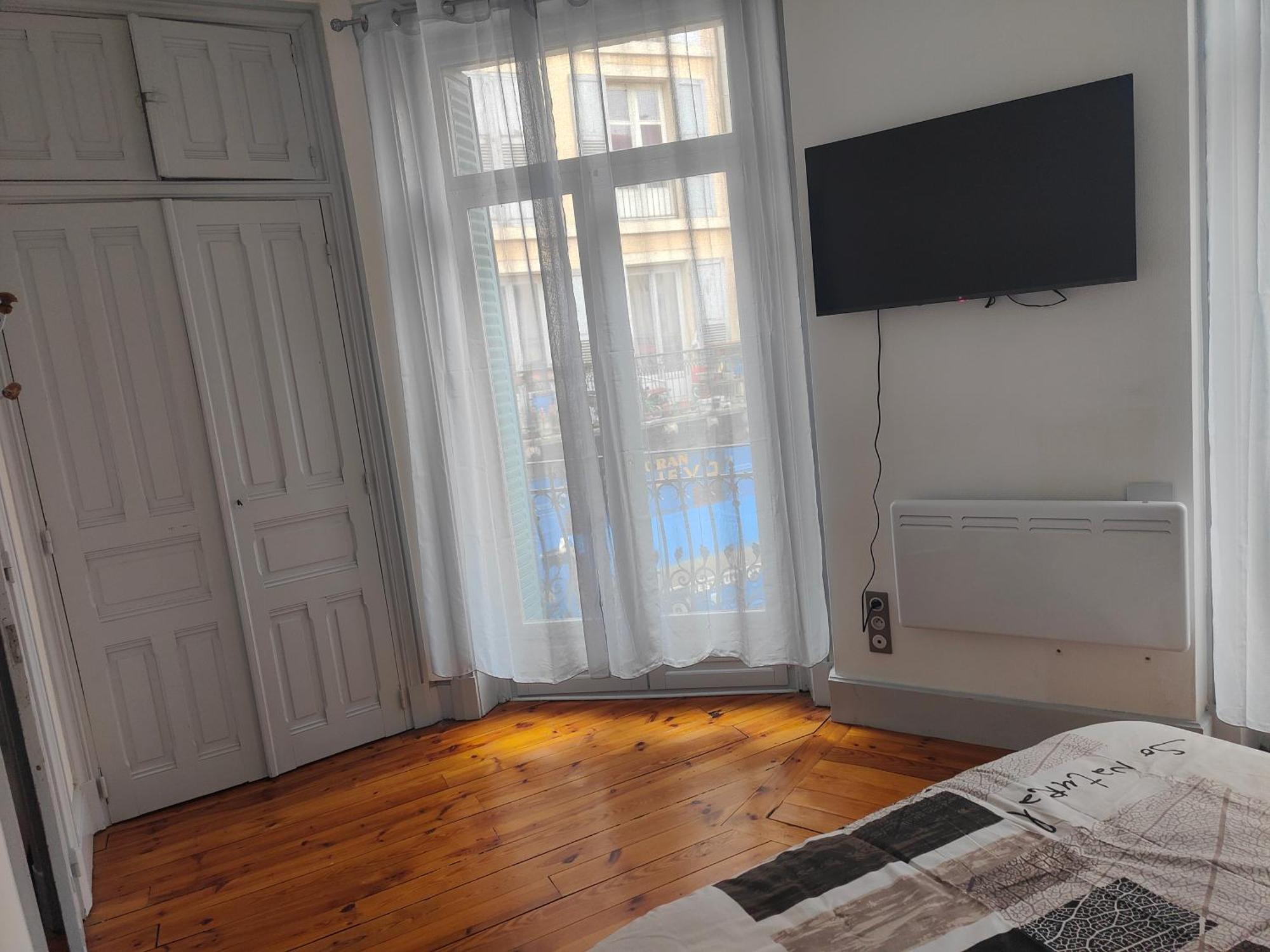 Le Paradis Perdu Le Puy-en-Velay Bagian luar foto